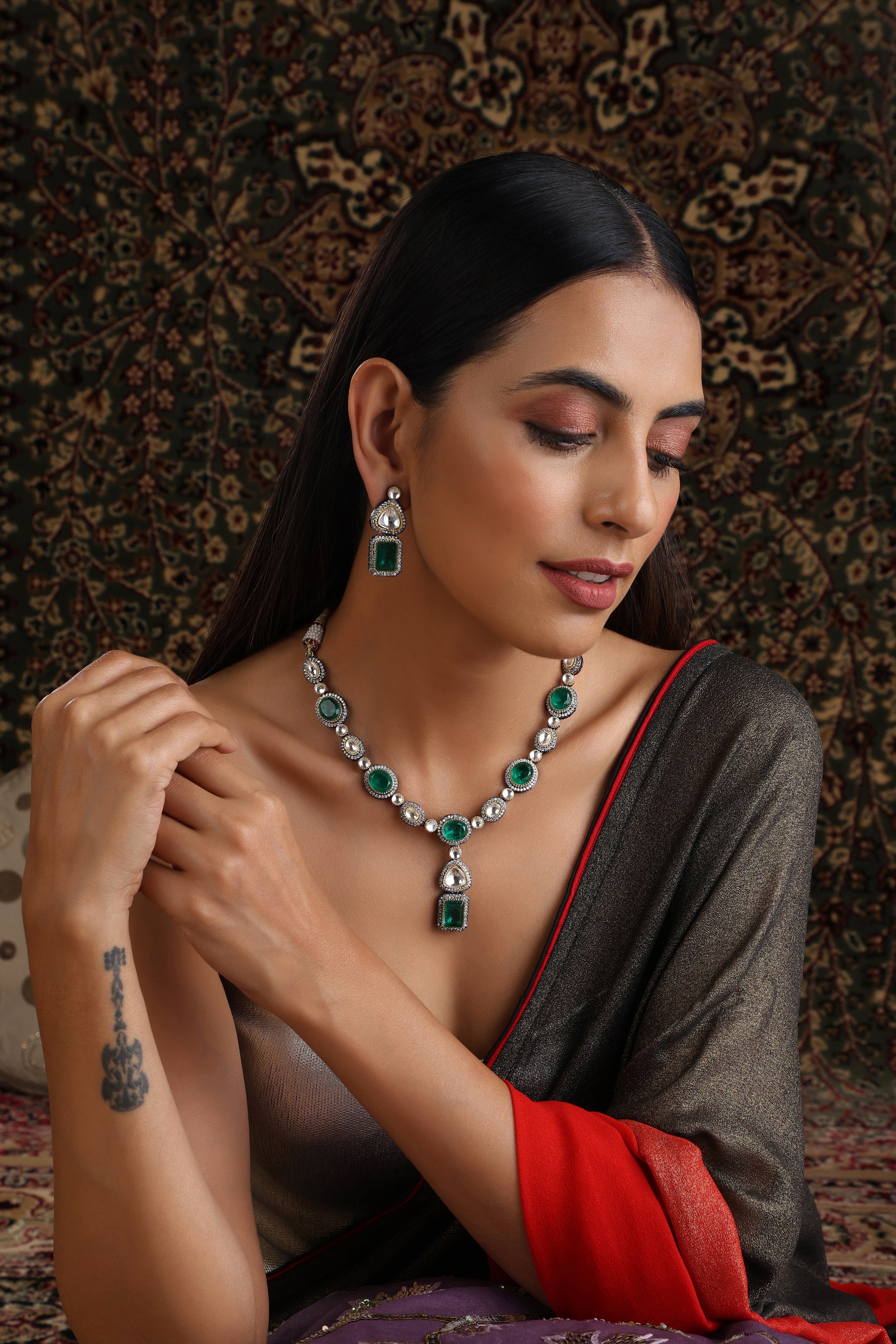 Shelly Long Kundan Emerald Doublet Set