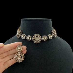 GlambyRivaaz Dia Victorian Choker Necklace