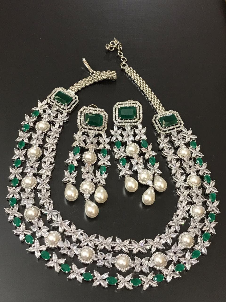 GlambyRivaaz Necklaces Green Vanya Diamond Pearl Long Necklace Set