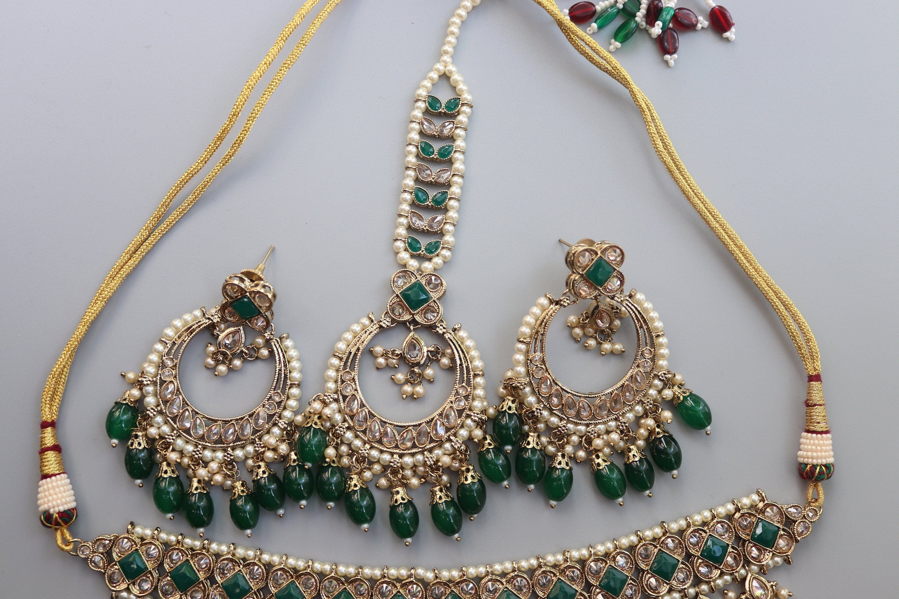 GlambyRivaaz Necklaces Ziva Emerald Green Polki Choker Set