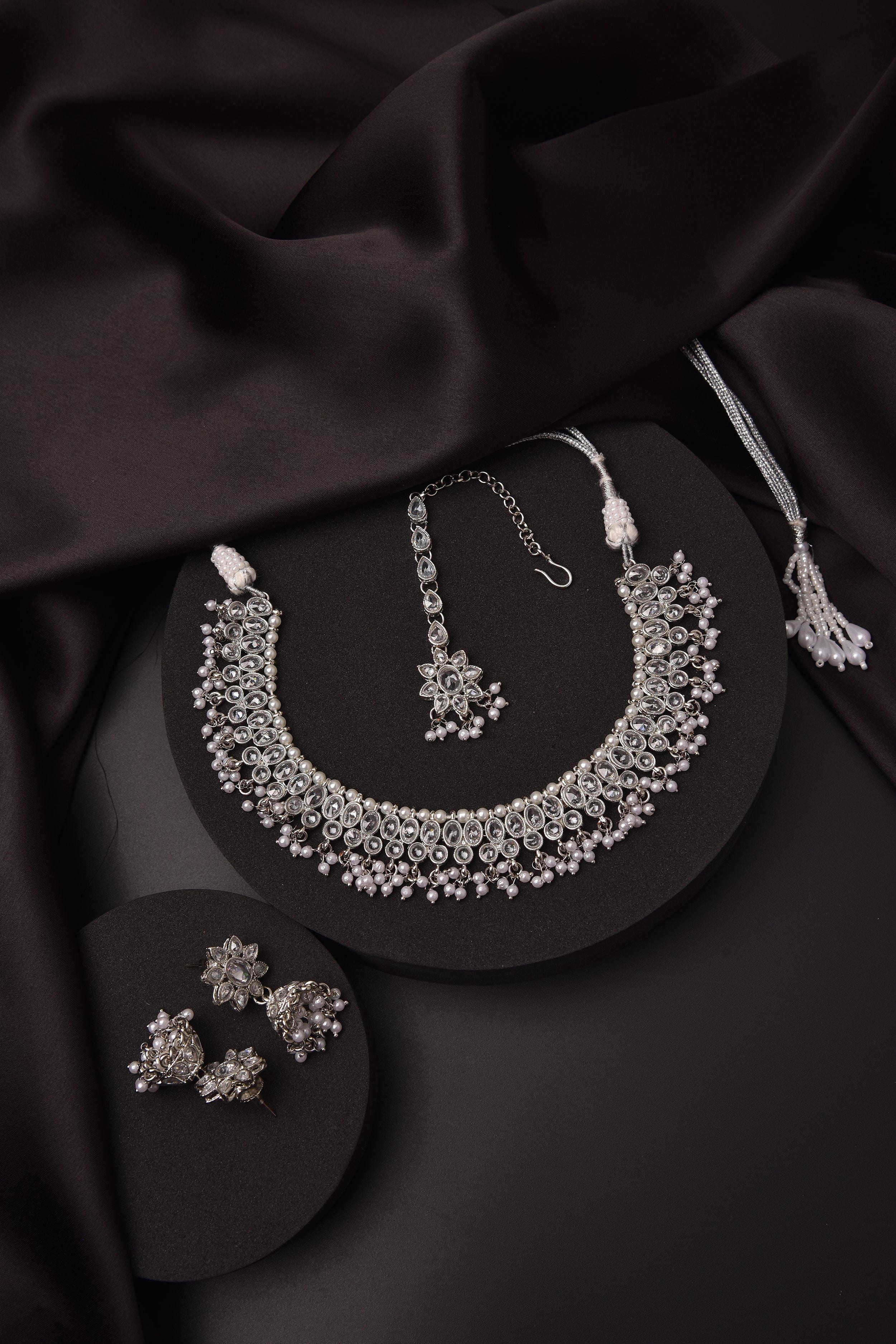 GlambyRivaaz Necklaces Zoe Silver Polki Set