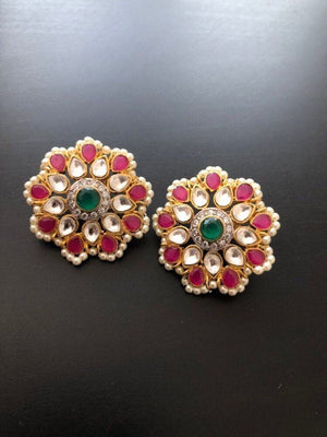 Fine Kundan Stud Earrings/ Ruby Green Kundan Studs/ Kundan Earrings/ Indian Jewelry/ Indian Earrings/ Bollywood/