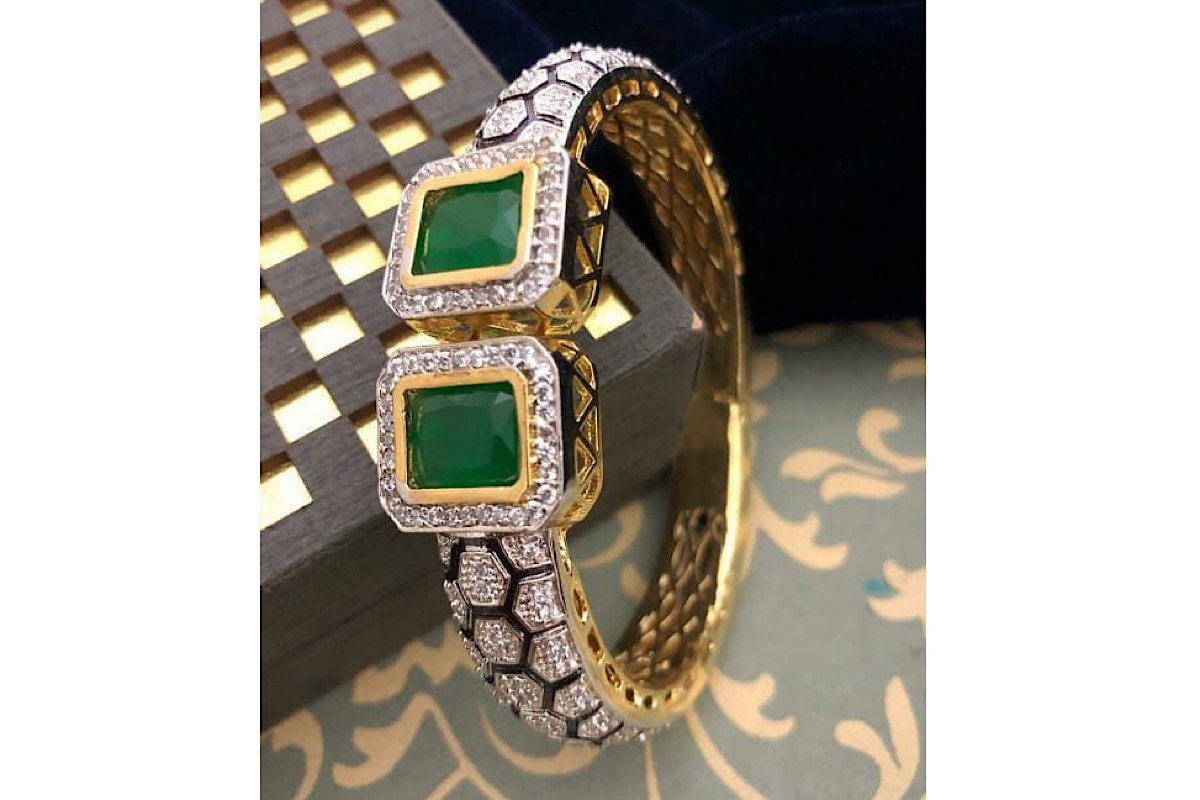 Emerald Victorian Bangle/Indian Jewelry / Pakistani jewelry/ Indian Bangle/ Ethnic bangles / Ruby Bangles/ Bollywood Jewelry