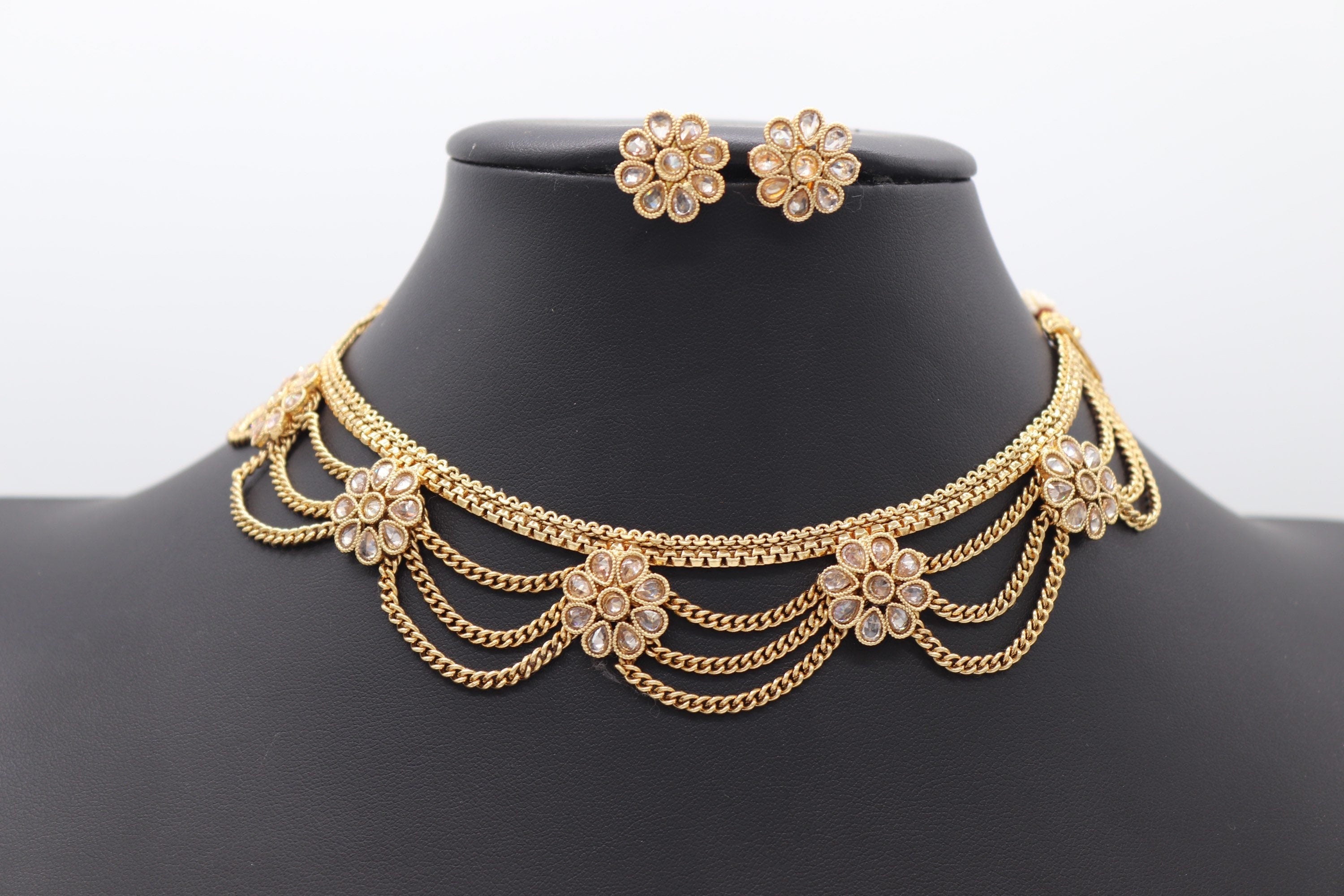 Gold Choker • Indian Choker • Kundan Choker • Indian Jewelry Set • Bollywood Jewelry• Indian jewelery • Indian Necklace • Pakistani Jewelry