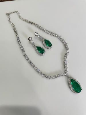 Anika Emerald CZ Pendant Necklace Green Crystal Necklace American Diamond Necklace Pakistani Jewelry Indian Jewelry Bollywood Jewelry