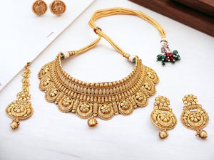 Antique Gold Choker/ Indian Necklace/ Indian Jewelry/ Indian Gold Necklace/ Indian Wedding Necklace/ Indkan Choker