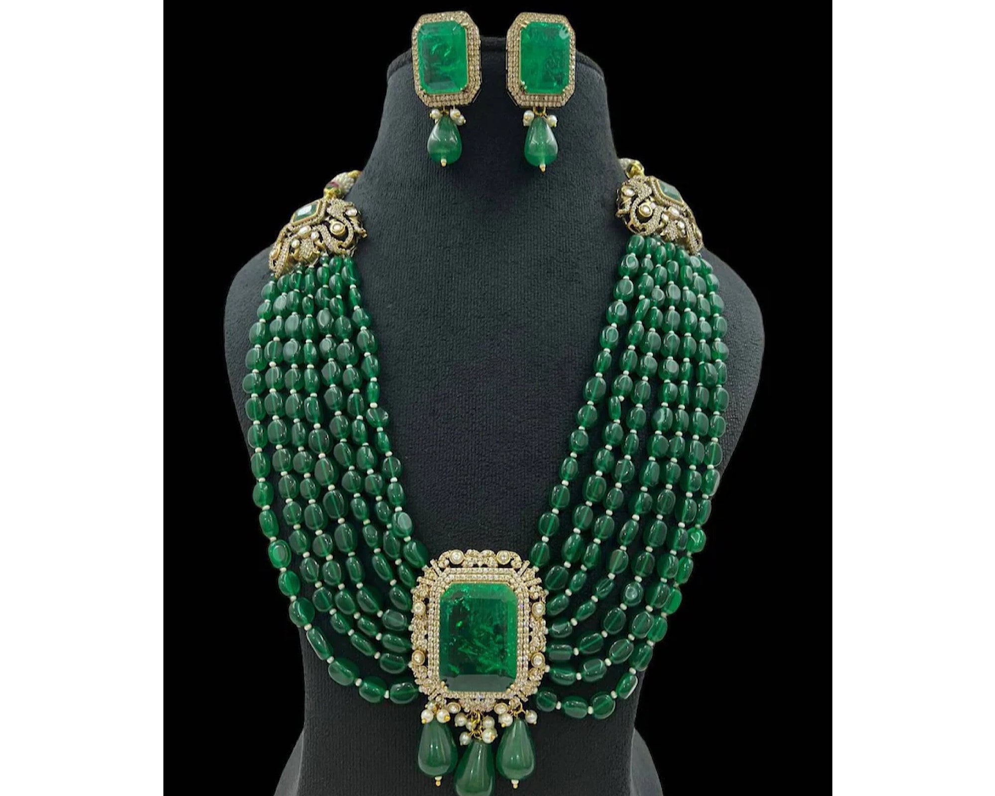 Emerald Green Long Necklace with Earrings in Doublet Emerald / Victorian Necklace/ Indian Long Necklace/ Indian Jewelry/ Pakistani Jewelry