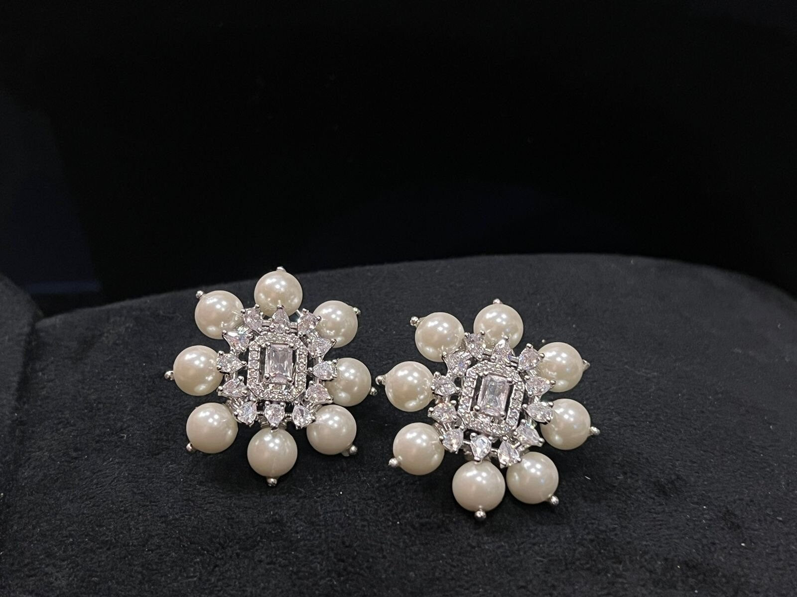 CZ Diamond Pearl Studs/ Indian jewelry/ Indian Earrings/ CZ Studs / Bollywood Jewelry/ Indian Earrings/ Pakistani Jewelry/ Punjabi jewelry