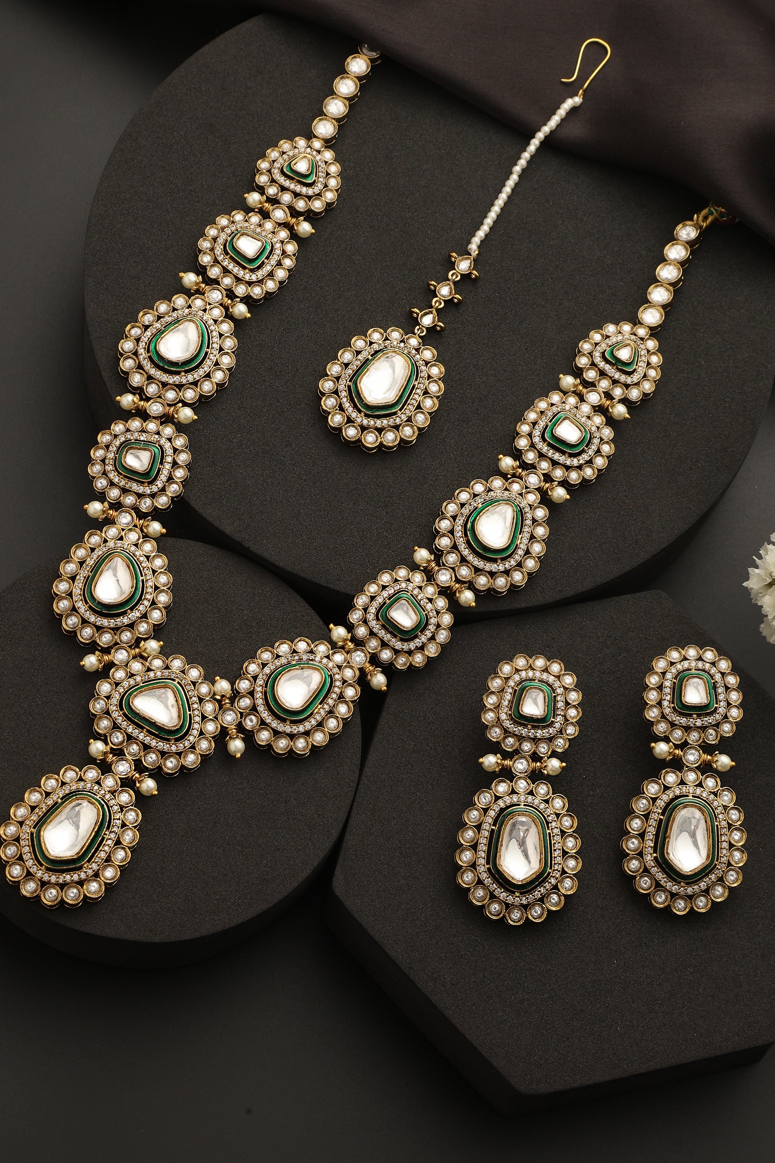 MyRivaaz Necklaces Vanika Long Kundan Set